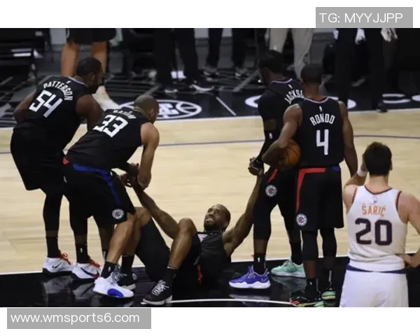 卡拉巴克足球俱乐部的辉煌历程与未来展望:从地方球队到国际舞台的崛起 卡拉巴克足球俱乐部的辉煌历程与未来展望:从地方球队到国际舞台的崛起