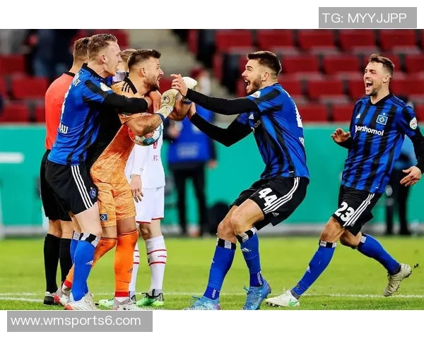 汉堡队与圣保利队激战正酣谁能在这场德乙对决中笑到最后